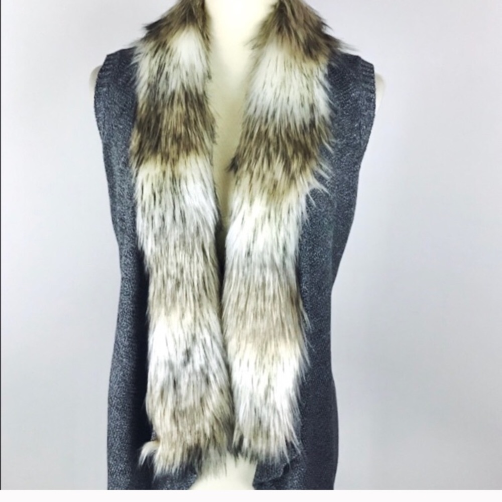 Skies are blue faux fur vest ✨